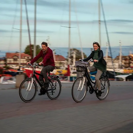 Morska Przystan Ustka